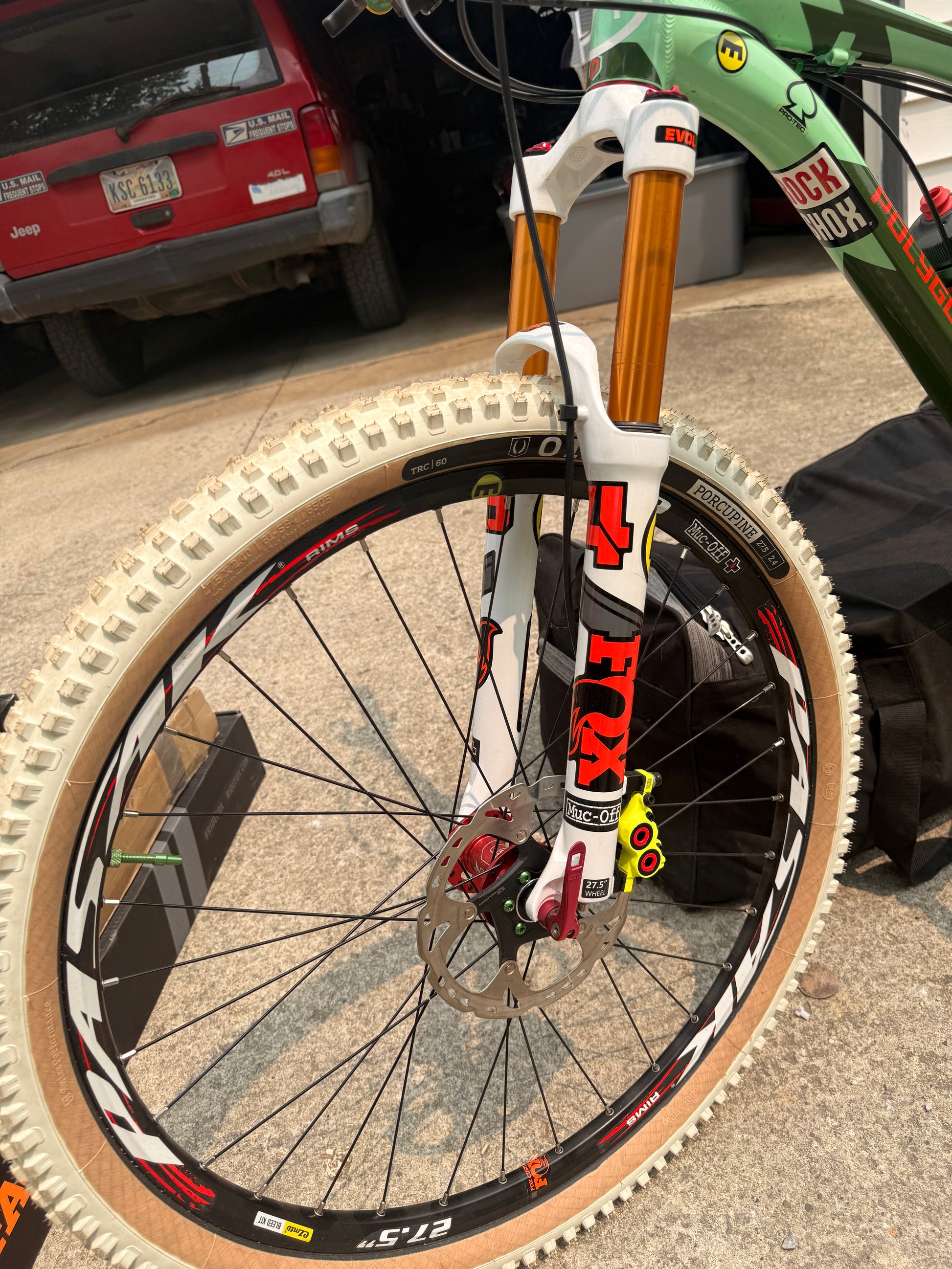 *Heavily Modded Polygon Cascade 4  Mountain Bike 27.5 Wheels,Shimano,fox - Flip It Now