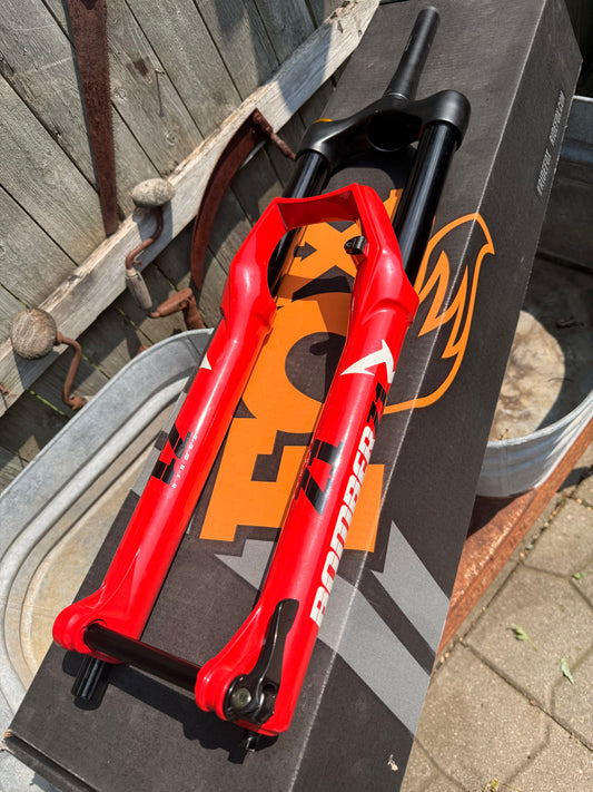 Marzocchi Bomber Z1 Coil Fork 27.5" 180mm Grip Sweep Adj. Boost 44 Red - Flip It Now