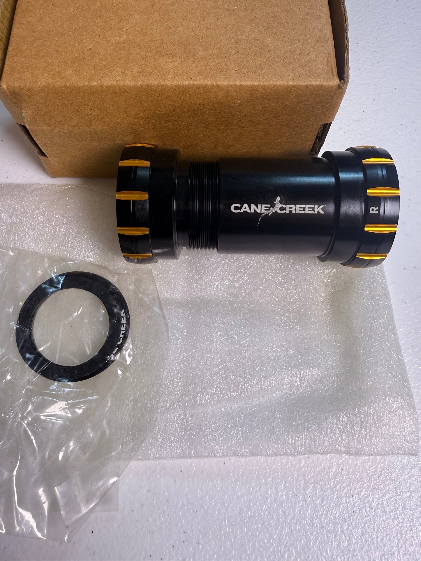 Cane creek Hellbender 110 BB30 Bottom Bracket 68/73mm 30mm - Flip It Now