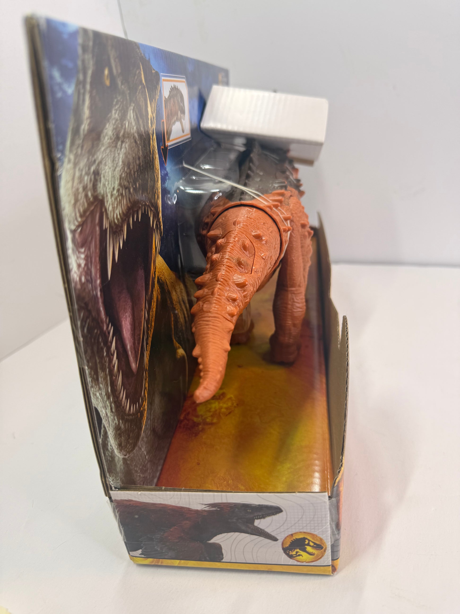 Mattel Jurassic World Dominion Massive Action Dinosaur Figure, Ampelosaurus Dino Toy with Attack Motion, Plus Downloadable App & AR - Flip It Now