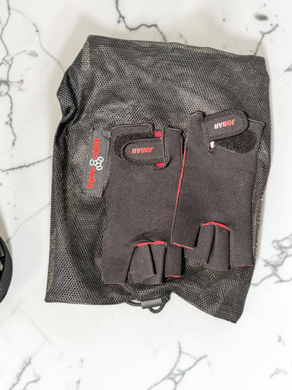 Triple 8 Bumsaver S-Black Hip Pads *with gloves, fly racing and gear bag - Flip It Now