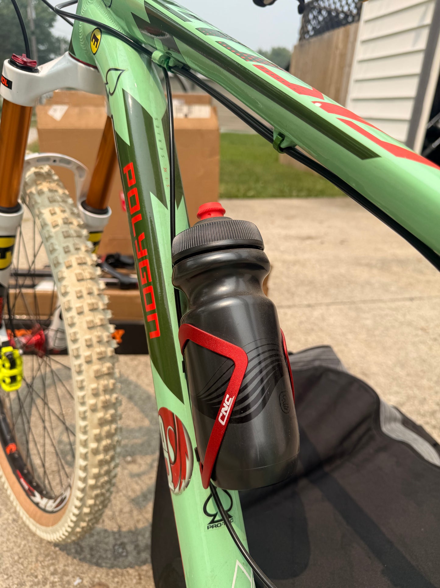 *Heavily Modded Polygon Cascade 4  Mountain Bike 27.5 Wheels,Shimano,fox - Flip It Now