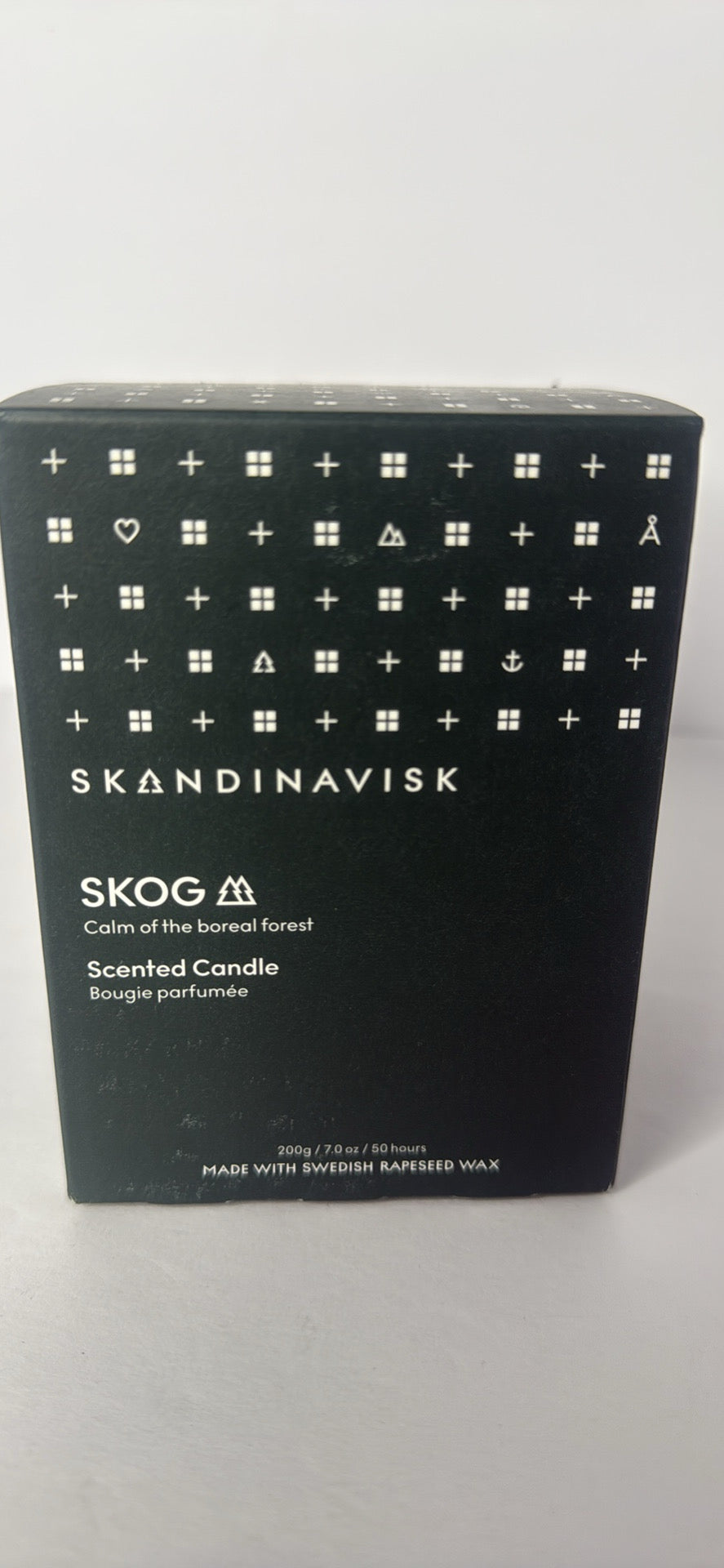 Skandinavisk Skog 'Forest' Scented Candle. Fragrance Notes: Pine Needles and Fir Cones, Birch Sap and Lily of The Valley. 7.0 oz. - Flip It Now