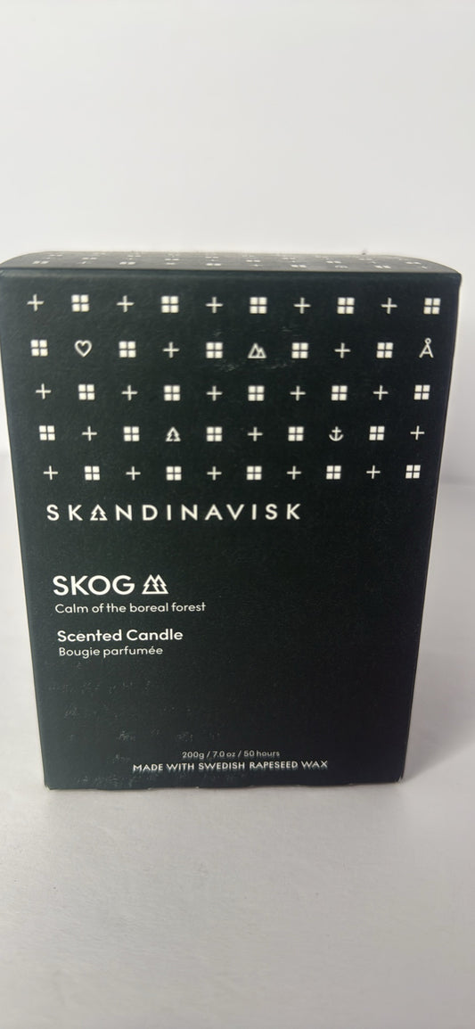 Skandinavisk Skog 'Forest' Scented Candle. Fragrance Notes: Pine Needles and Fir Cones, Birch Sap and Lily of The Valley. 7.0 oz. - Flip It Now