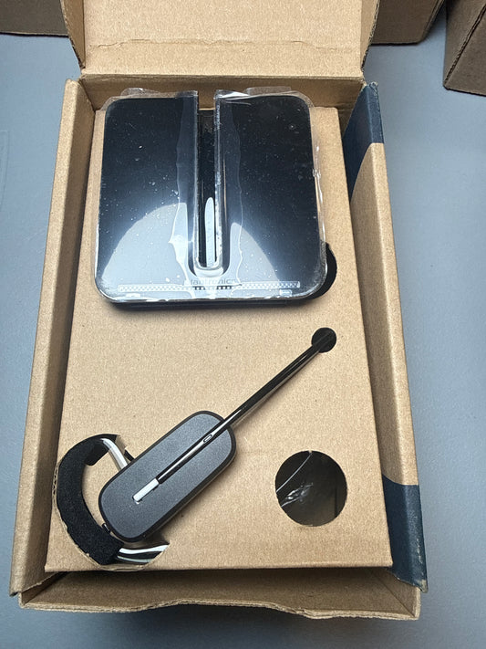 Plantronics CS540 Wireless DECT Headset with HL10 Handset Lifter – Office Phone new in box