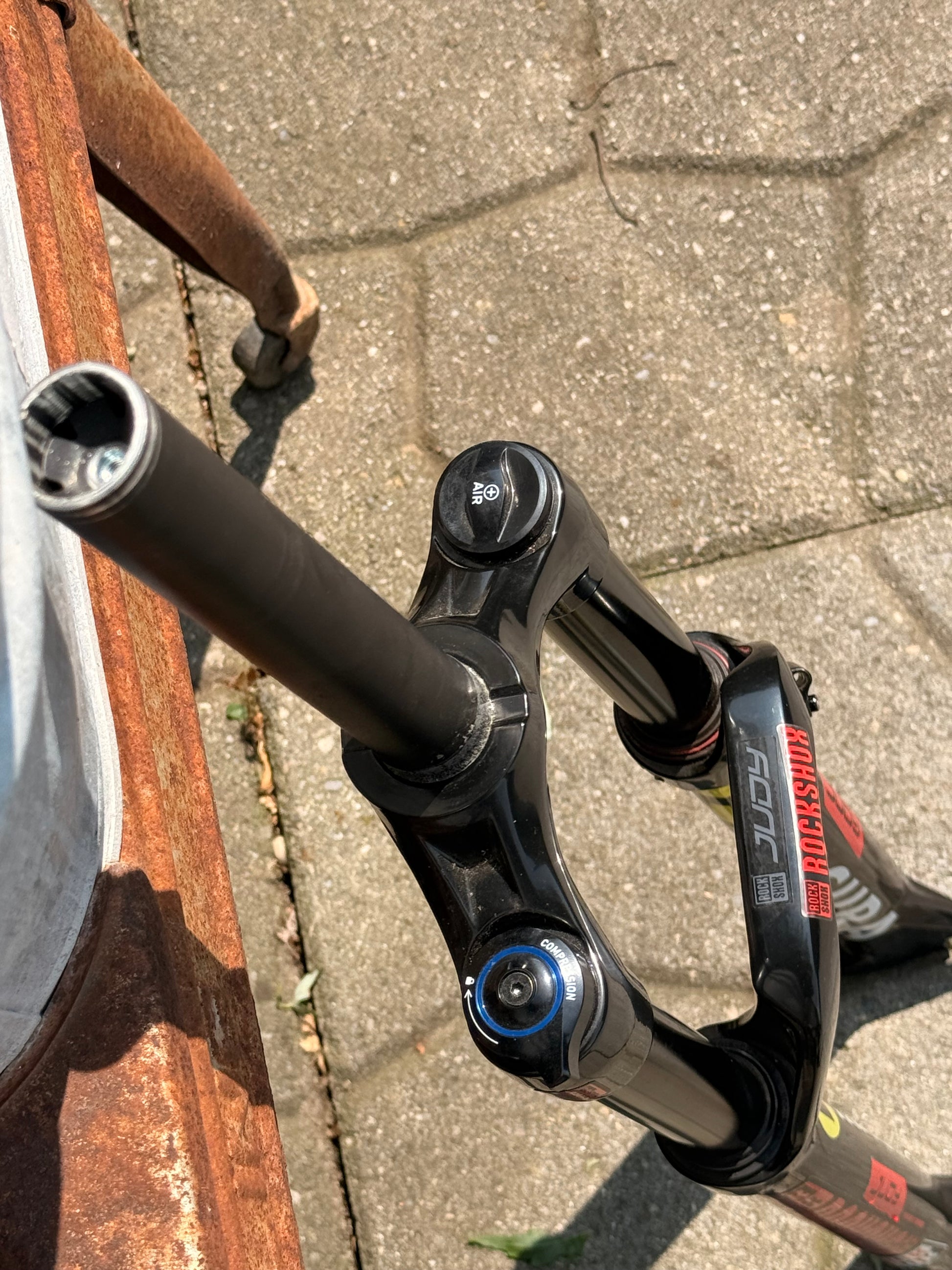 RockShox Judy Gold Solo Air 27.5” 120mm 42mm Offset Tapered 7” Steerer QR 9x100 - Flip It Now