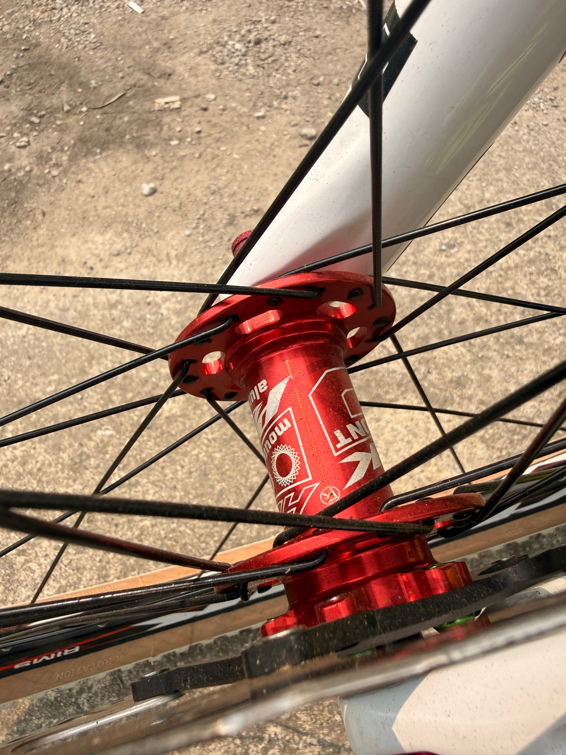 *Heavily Modded Polygon Cascade 4  Mountain Bike 27.5 Wheels,Shimano,fox - Flip It Now