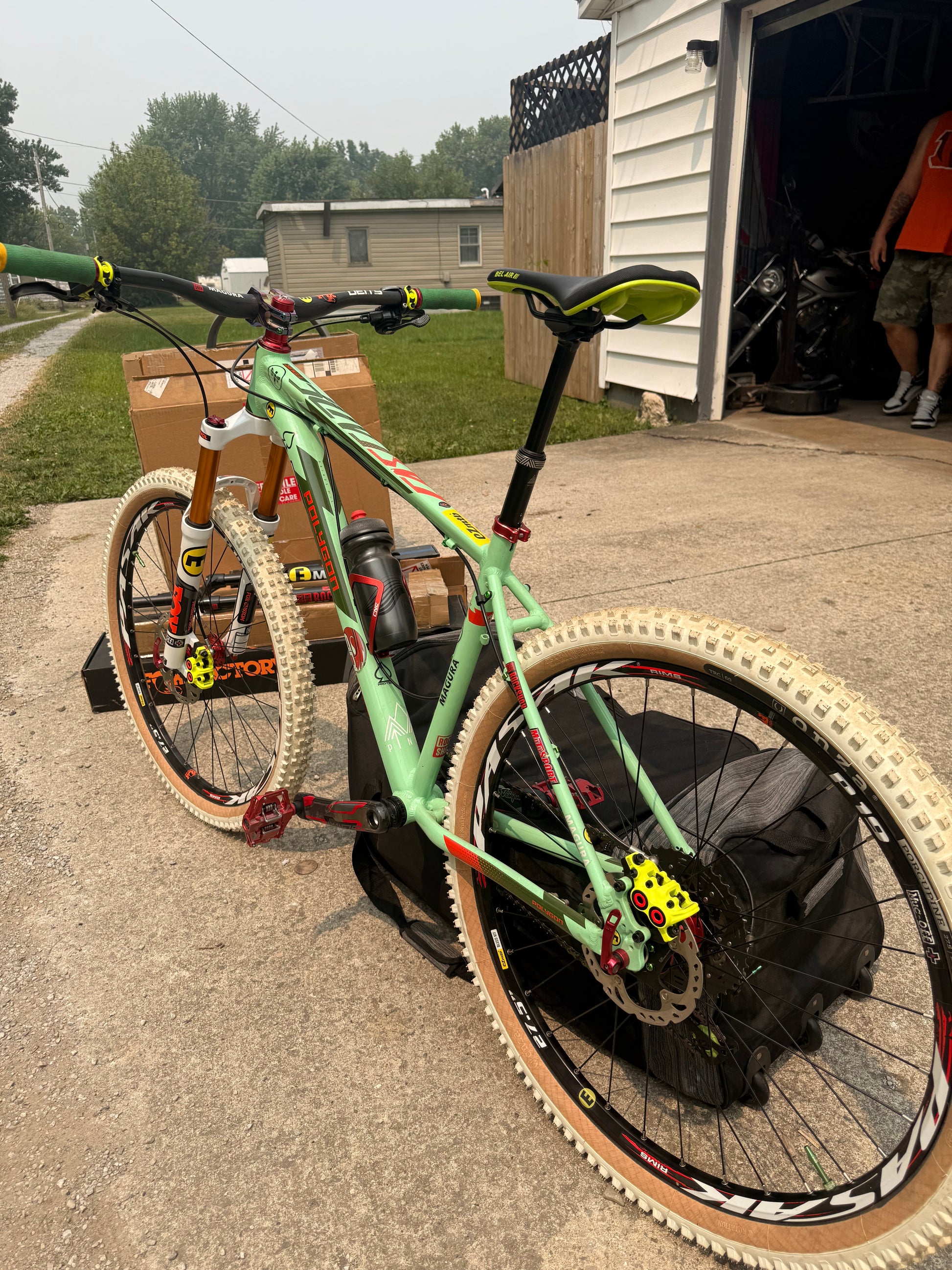 *Heavily Modded Polygon Cascade 4  Mountain Bike 27.5 Wheels,Shimano,fox - Flip It Now