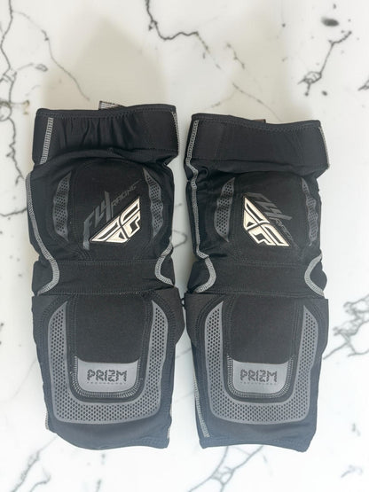 Triple 8 Bumsaver S-Black Hip Pads *with gloves, fly racing and gear bag - Flip It Now