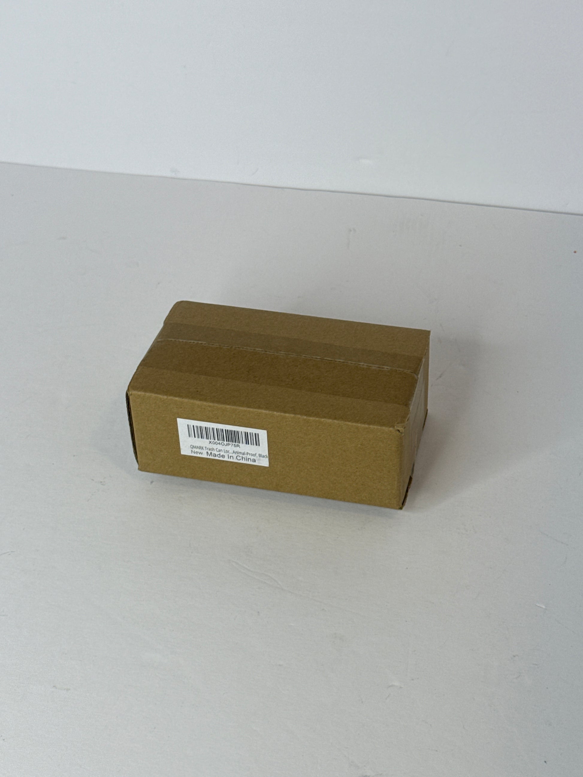 QMARK Trash Can Lock Straps, 2-Pack, Adjustable Garbage Can Lid Locks with Metal Claw, Animal-Proof, Black - Flip It Now