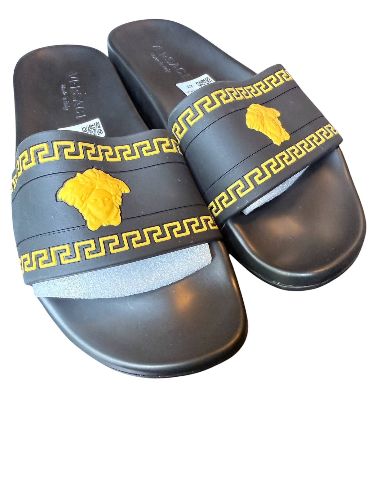 Versace La Medusa Rubber Pool Sliders in Black and Gold - Flip It Now