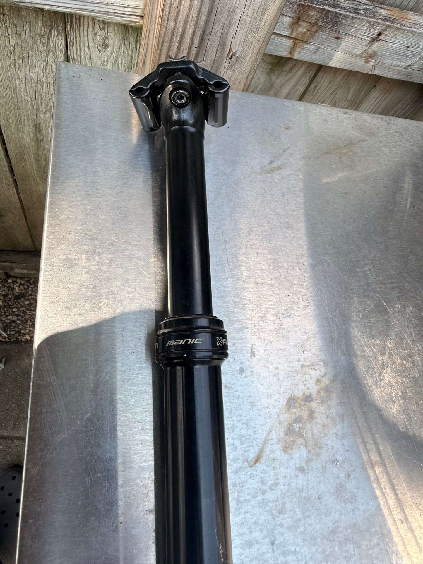 DROPPER seat post 27.2 X-FUSION Manic 100mm Travel 372mm - Flip It Now