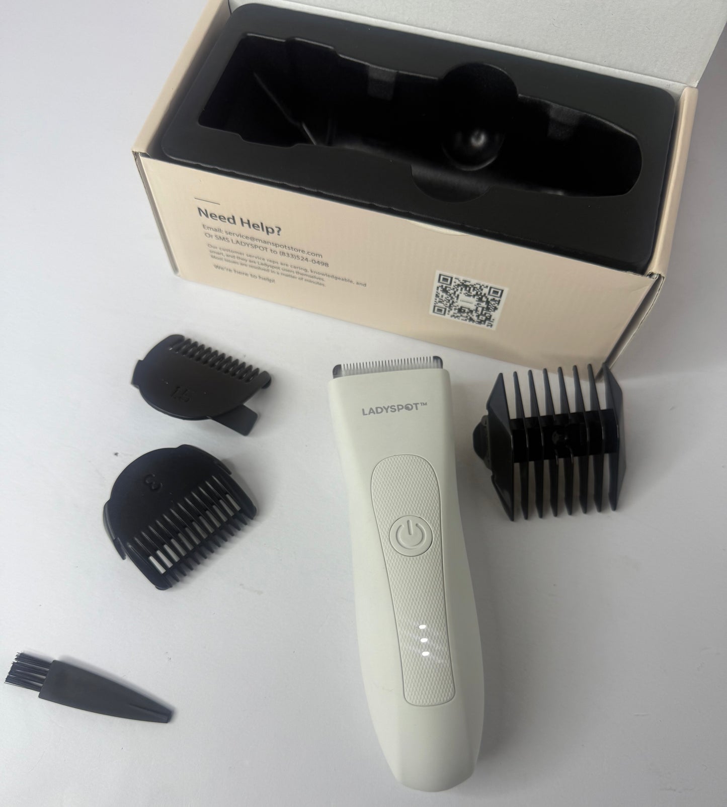 Bikini Trimmer for Women, Pubic Hair Trimmer Shaver for Women -Waterproof Hair Shaver Razors, LADYSPOT™ Shaving Sets,with 3 Guards,Replaceable Hypoallergenic Ceramic Blade,Wet/Dry (white) - Flip It Now