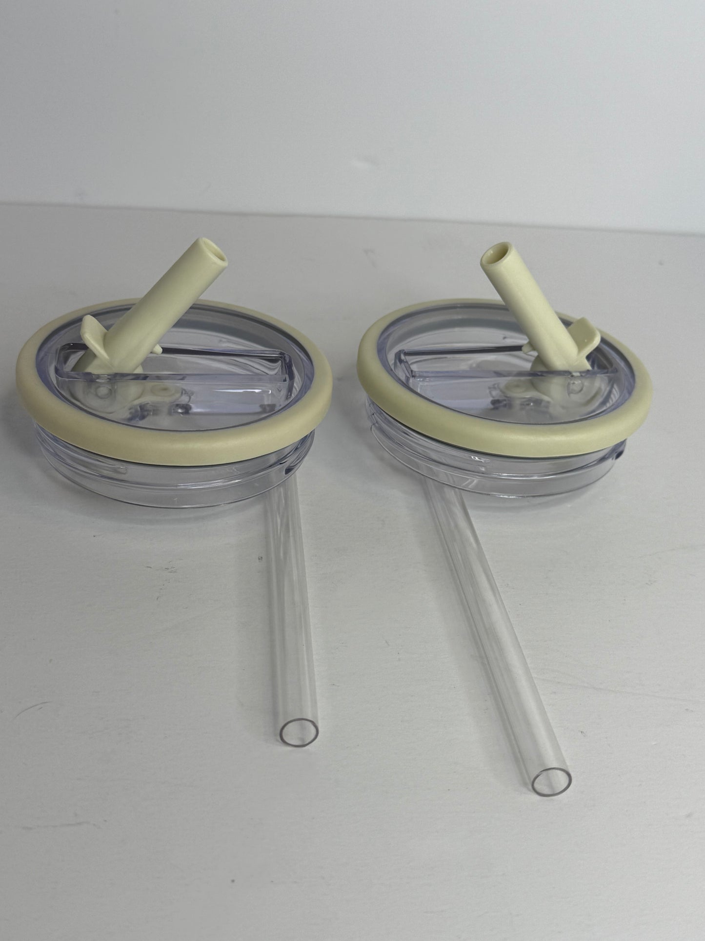 2 Pcs Stanley Lid Replacement 40 Oz,Flip Straw Reusable Stanley Cup Lids Spill Proof 40oz, H2.0 Quencher Protour Tumbler, Spill Proof Cover, Spill-Proof Design, Quencher Cup Accessories - Flip It Now