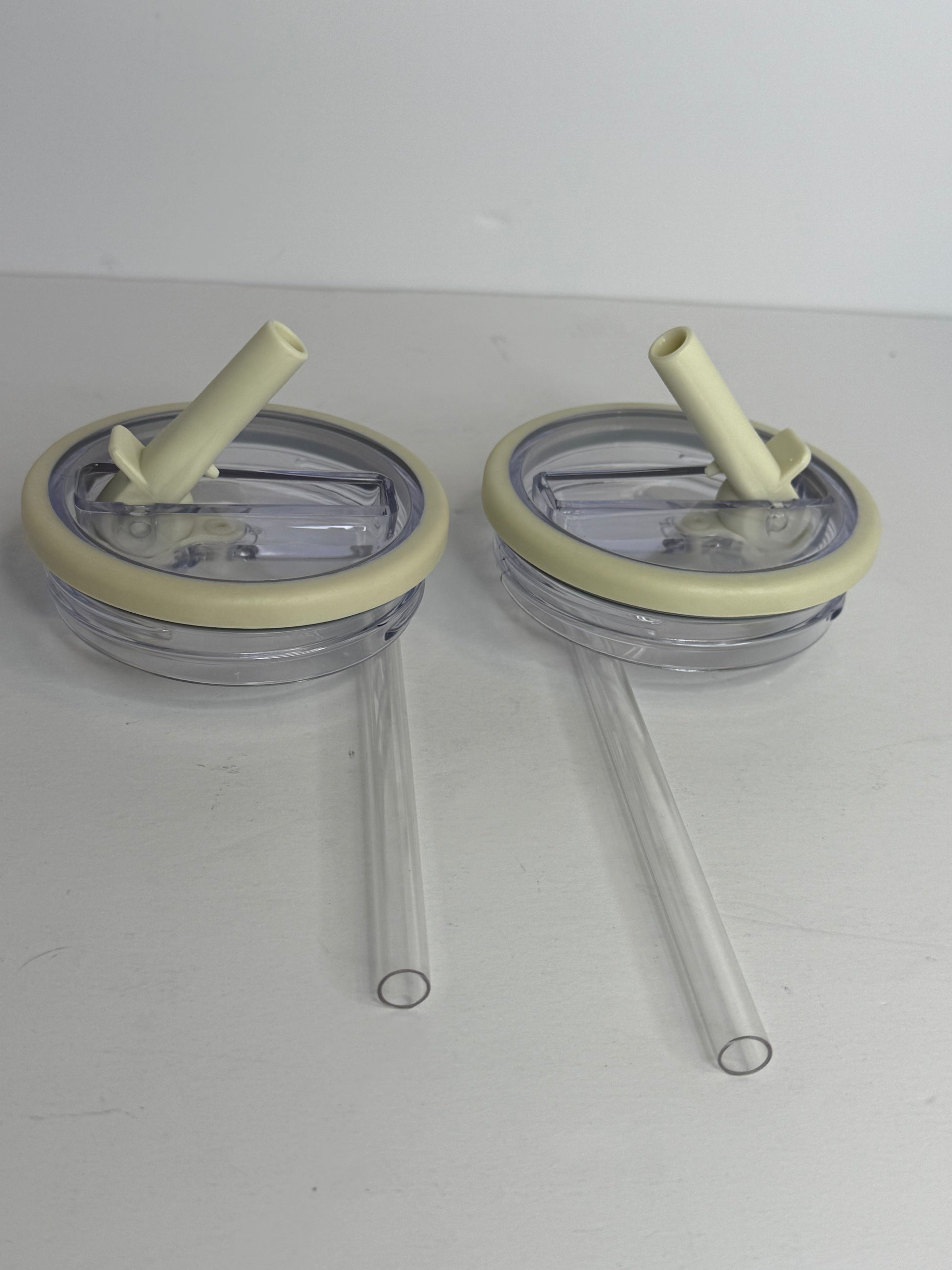 2 Pcs Stanley Lid Replacement 40 Oz,Flip Straw Reusable Stanley Cup Lids Spill Proof 40oz, H2.0 Quencher Protour Tumbler, Spill Proof Cover, Spill-Proof Design, Quencher Cup Accessories - Flip It Now